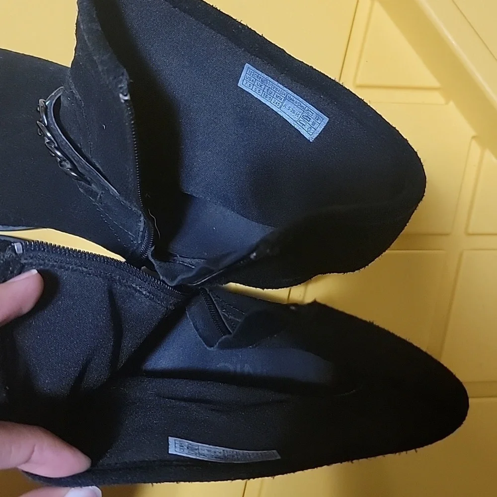 VIONIC Orthaheel Country Crescent Suede Boots Ankle Buckle Size 7.5 - Picture 14 of 14